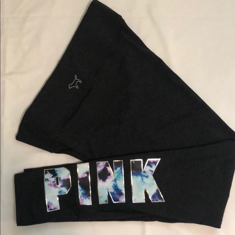 NWOT Pink VS Marbled Logo Yoga Leggings sz M